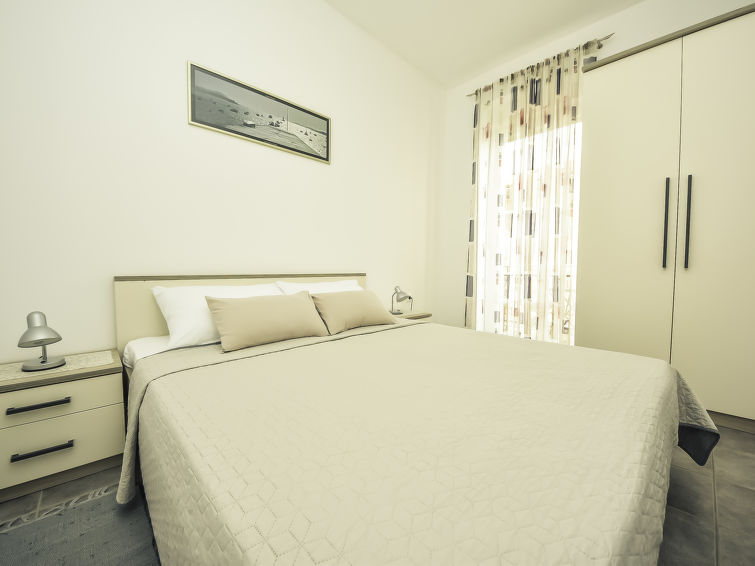 Apartment Snježana