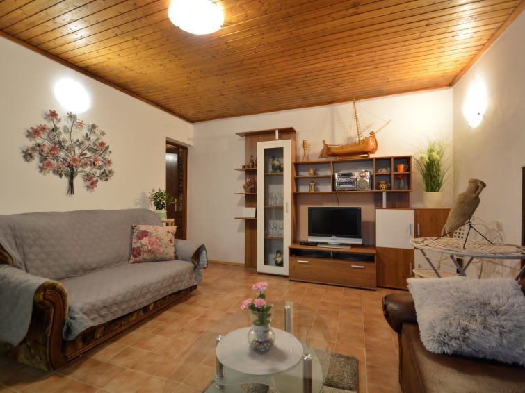 House Pinezici