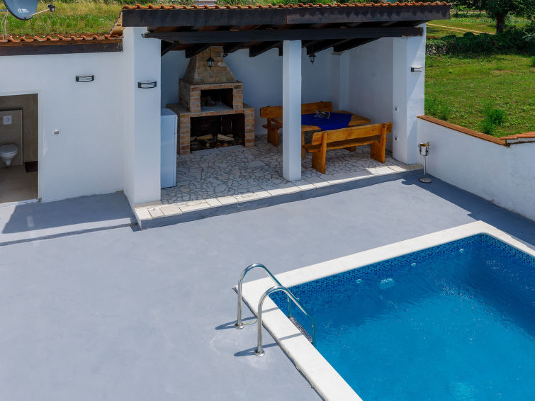 House Mia
