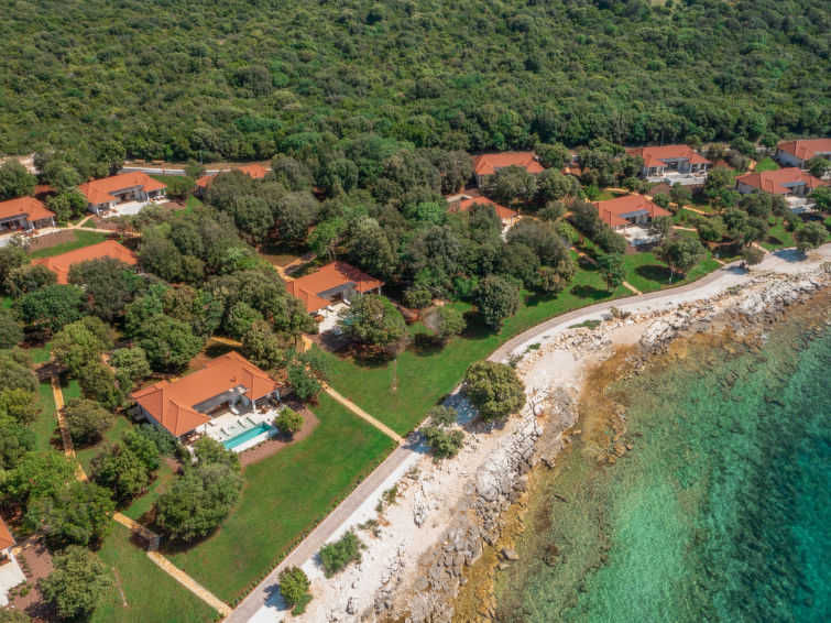 House Luxury Beachside Villa Porto Bus