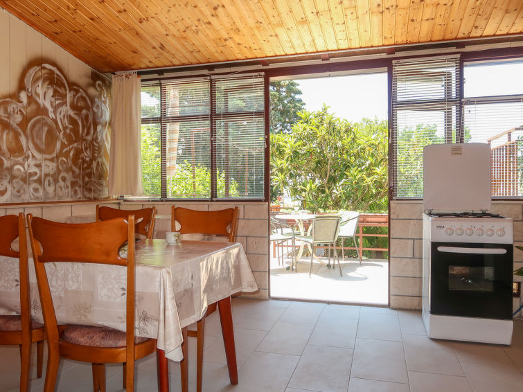 Apartment Visnja