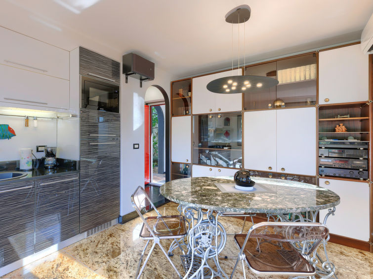 House Villa Dragica