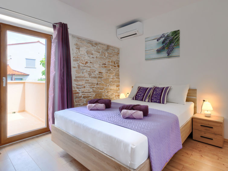 House Stara hiža