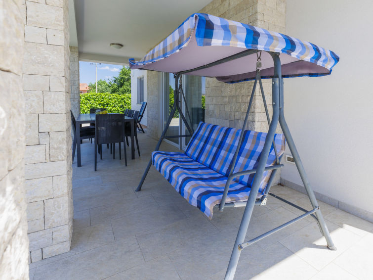 House Villa Zirdum