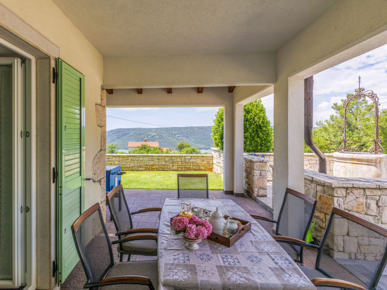 House Villa Dina