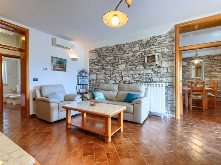 House Villa Dina