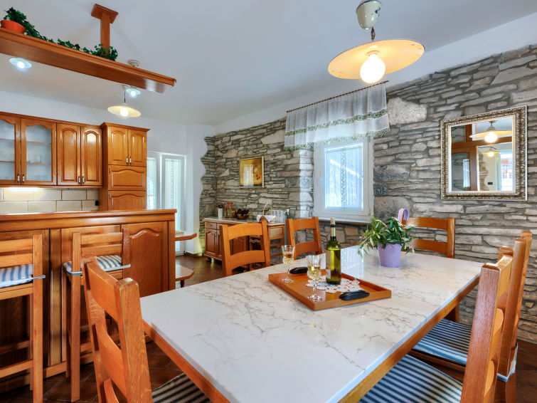 House Villa Dina