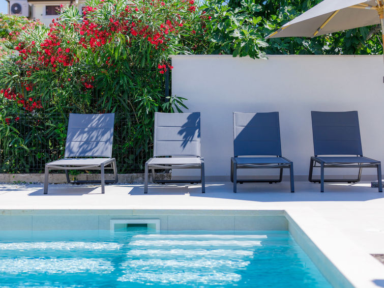 House Villa Irena