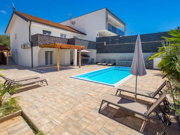 House Villa Mira