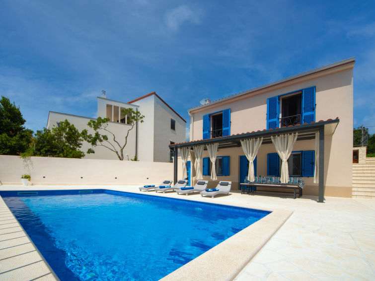 House My Blue Wish