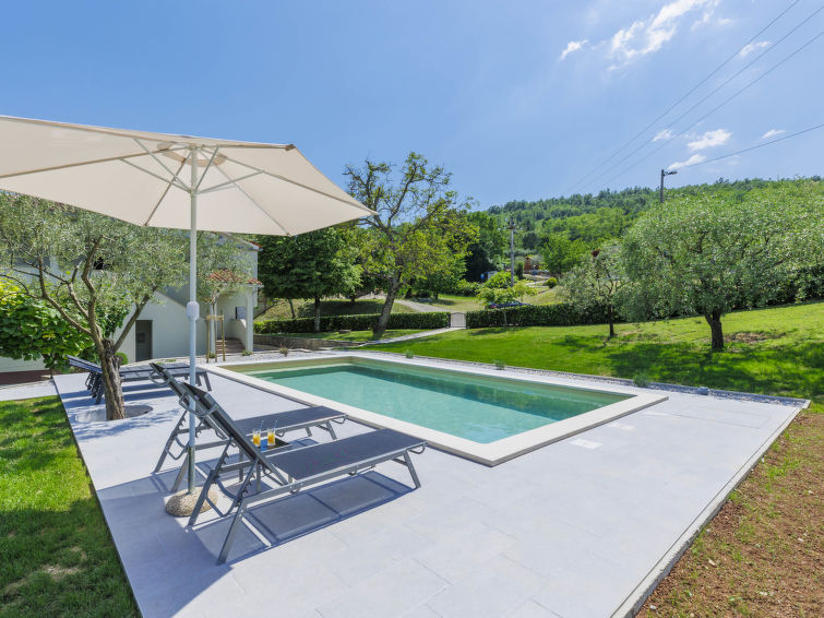 House Carlo