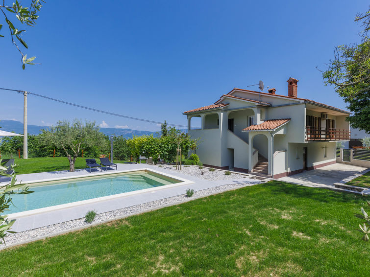 House Carlo