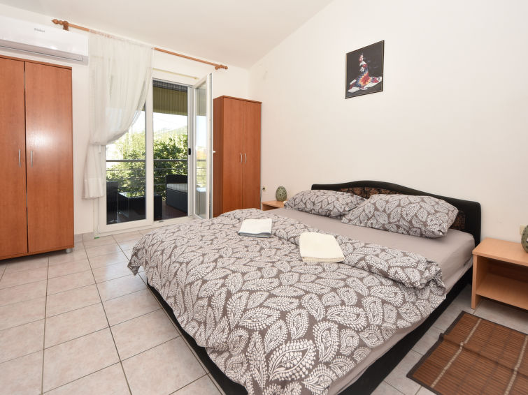 Apartment Lucija
