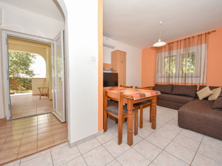 Apartment Lucija