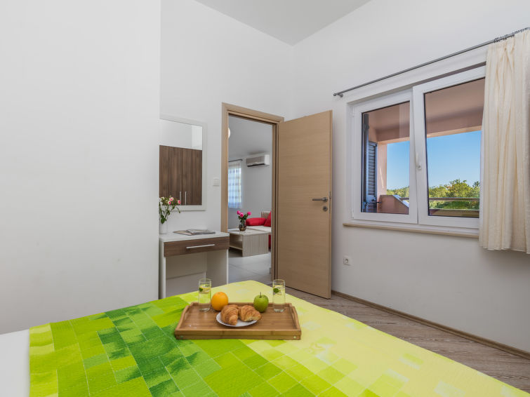 Apartment Romana
