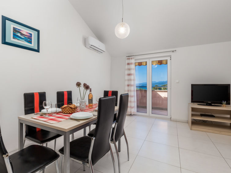 Apartment Romana