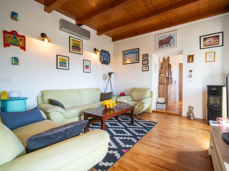 House Nika