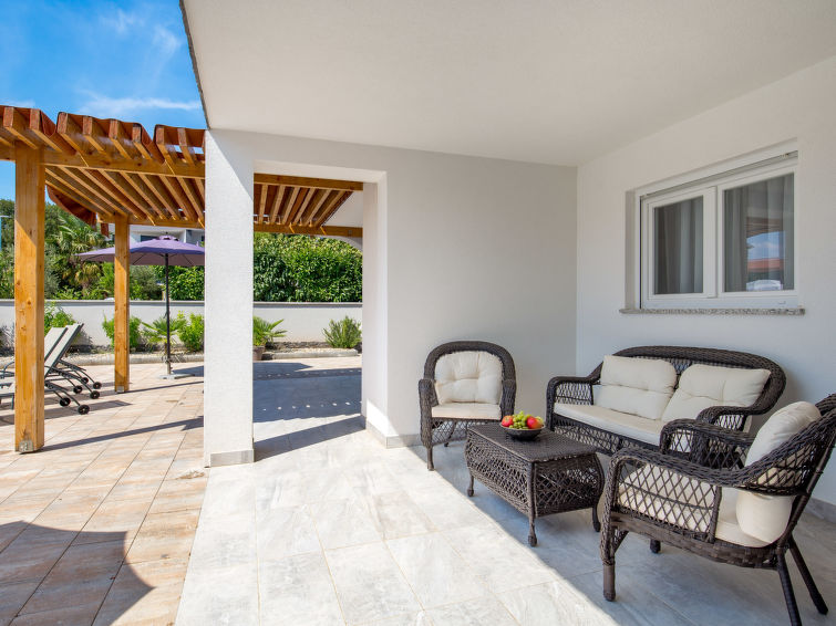House Villa Mira