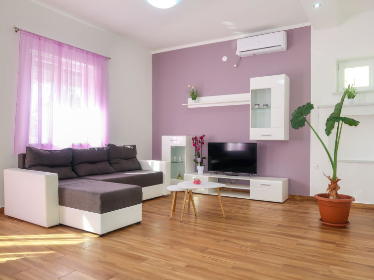 Apartment Valentina