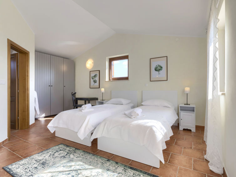 House Histria 1