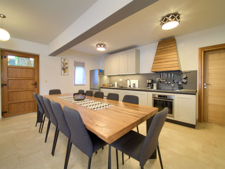 House Magna Tilia