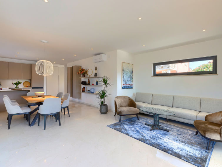 House Villa Irena