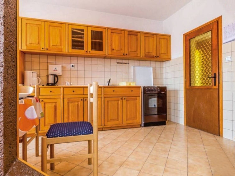 Apartment Monja