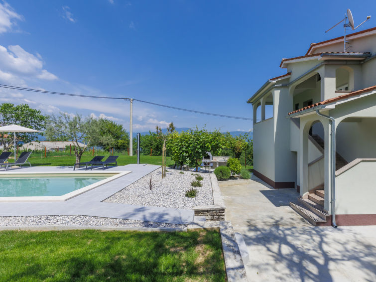 House Carlo