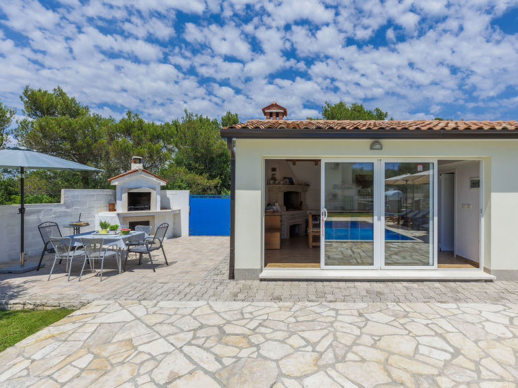 House Villa Dina