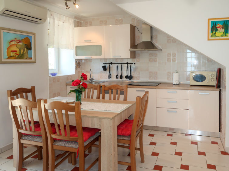 Apartment Marinella