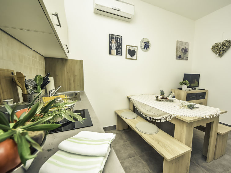 Apartment Snježana