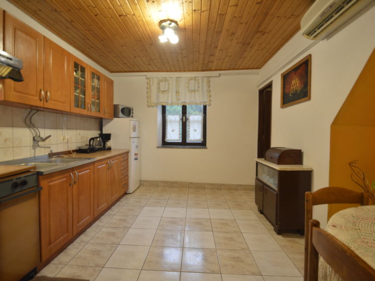 House Pinezici