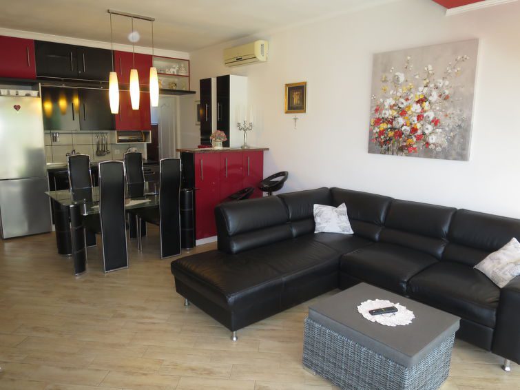Apartment Mirjana