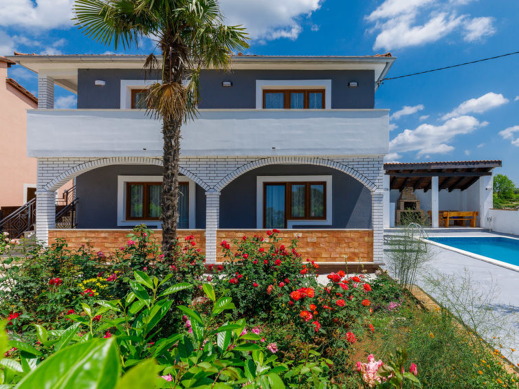 House Mia