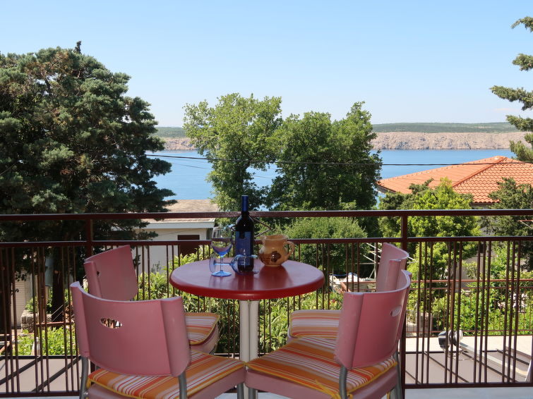 Apartment Visnja