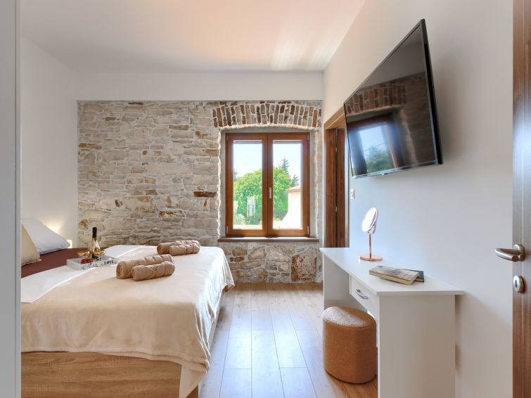 House Stara hiža