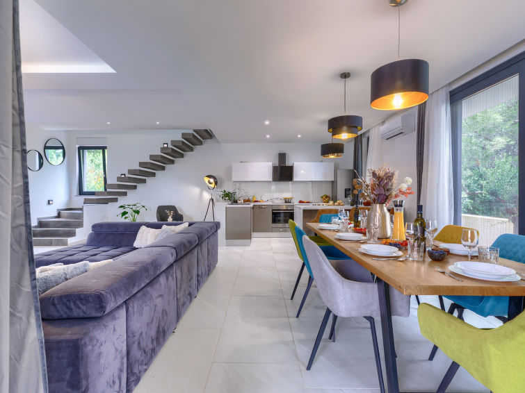 House Nika
