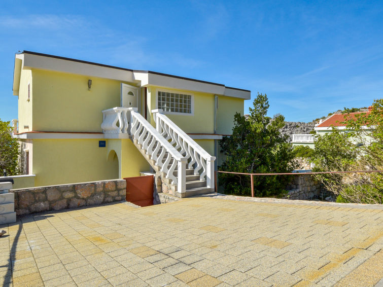 Apartment Beba