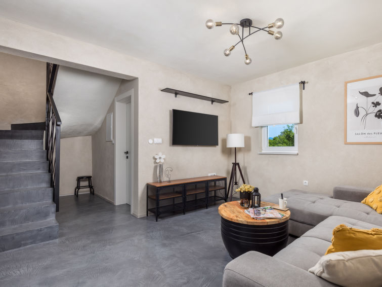 House Villa Nika