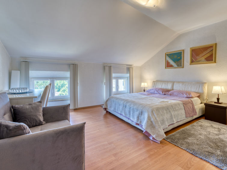 Apartment Floreano