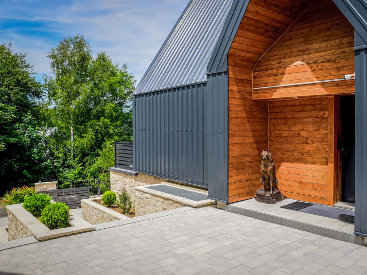 House Vuk