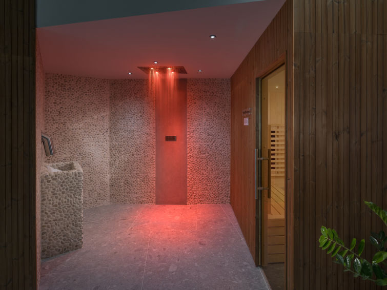House Luxury Bay Villa with private hot tub