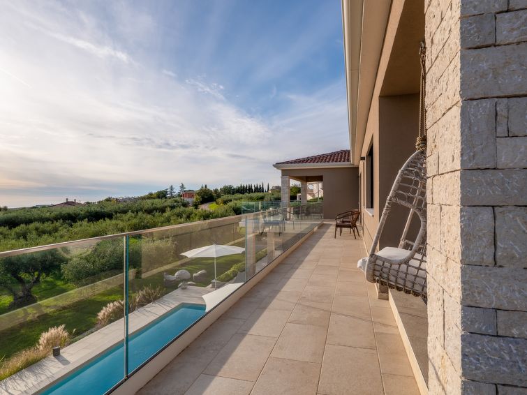 House Christall