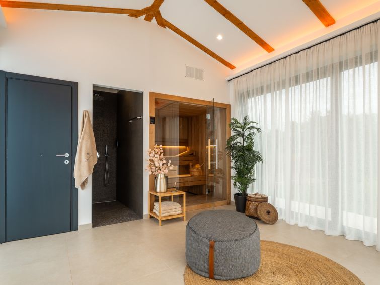 House Christall