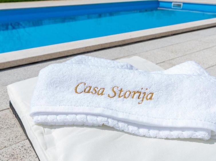 House Casa Storija