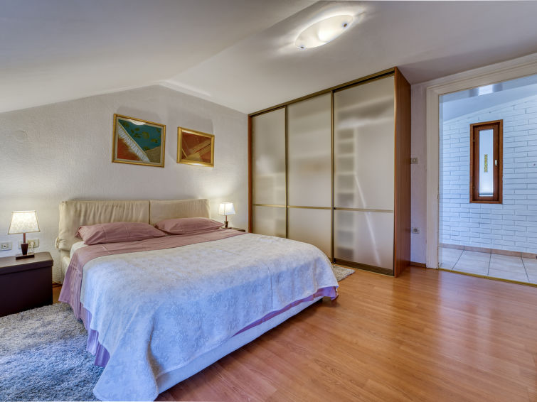 Apartment Floreano