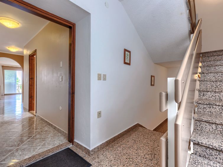 House Villa Maran