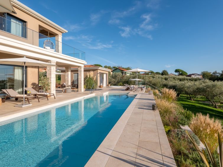 House Christall