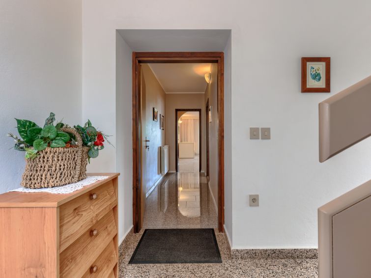 House Villa Maran