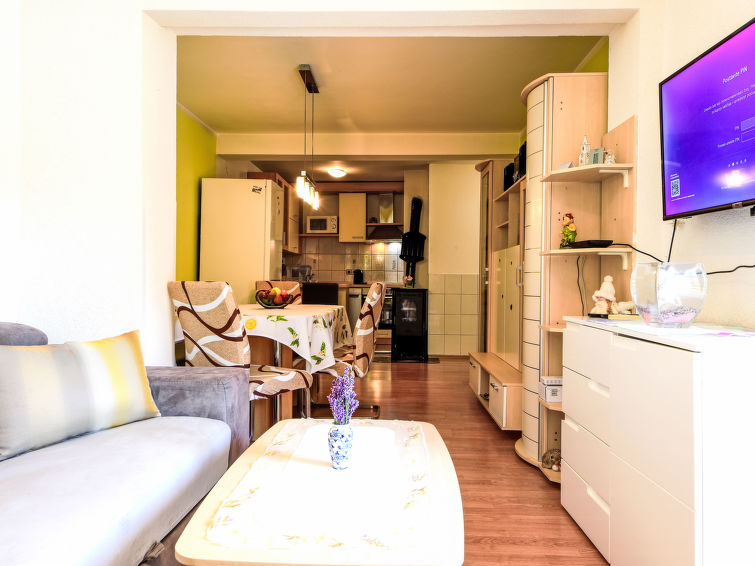 Apartment Fruk